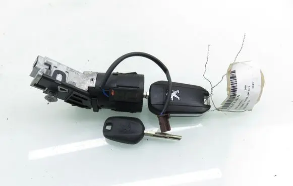 Peugeot 208 I Ignition lock 9663123380 96762547