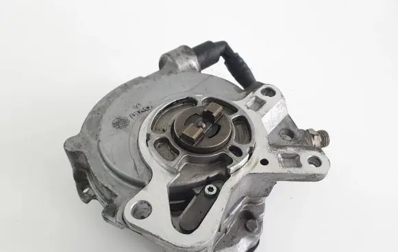 Volkswagen Transporter - Caravelle T5 Vacuum pump 724807180