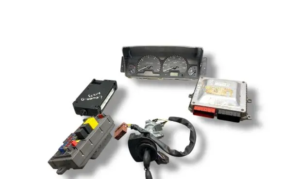 Land Rover Discovery Engine ECU kit and lock set NNW004050 4191 2738660