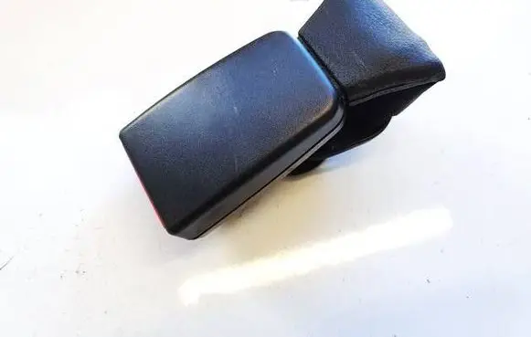 BMW 5 GT F07 Middle seatbelt buckle (rear) 724327504