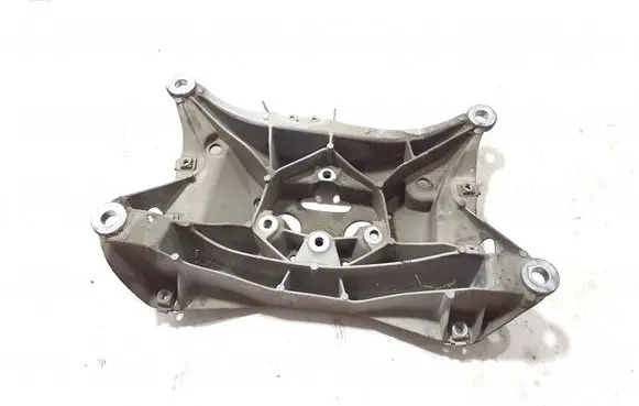 Audi A6 S6 C8 4K Gearbox mounting bracket 4K0399262J