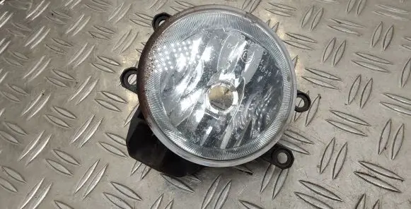 Toyota Avensis T270 Front fog light