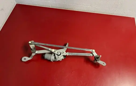 BMW X3 G01 Front wiper linkage 7399004