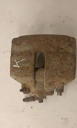 Volkswagen PASSAT B6 Front brake caliper