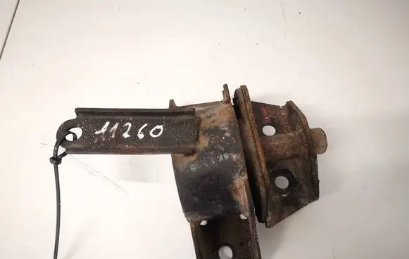 Chevrolet Spark Engine mount bracket 96484912