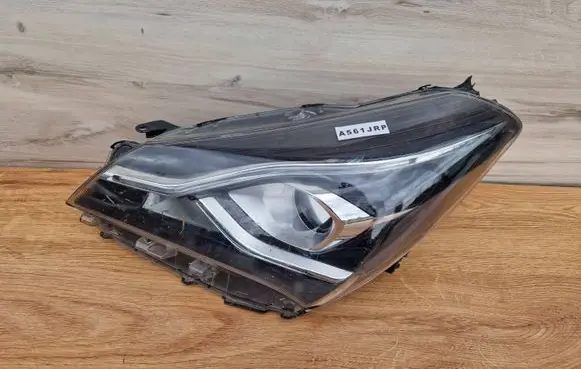 Toyota Yaris Rear/tail lights 0D-197