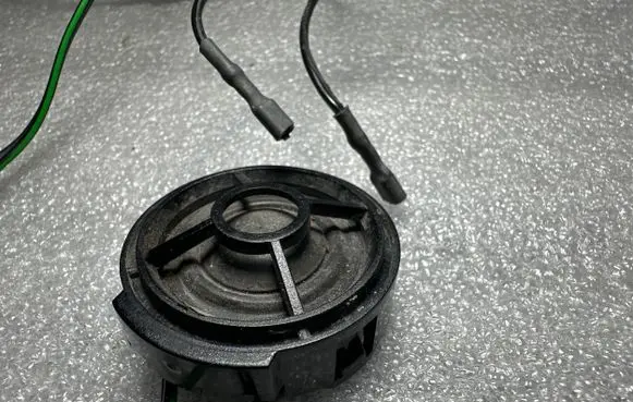 Audi A4 S4 B5 8D Front door high frequency speaker 8D0035399