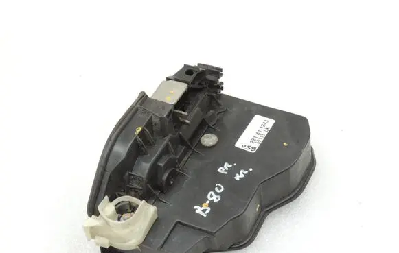BMW 3 F30 F35 F31 Front door lock 7229461 51217229461