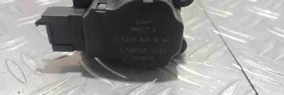 Mercedes-Benz ML W163 Air flap motor/actuator A2308201242 B6627 EAB5020ZD