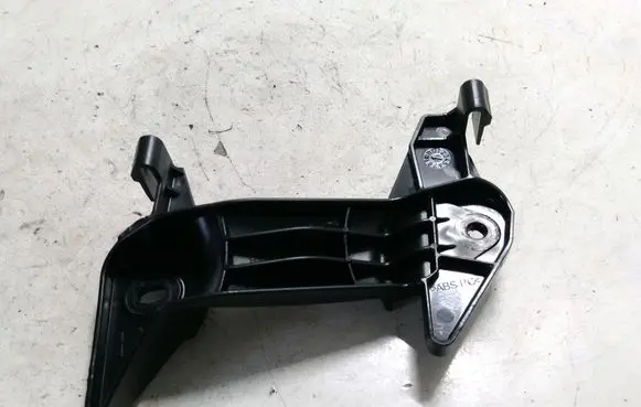 Audi A4 S4 B8 8K Seat belt height adjuster 8K0857782
