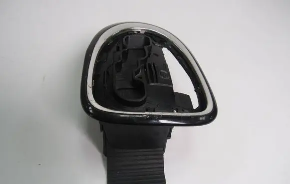 Mercedes-Benz S AMG W221 Gear shifter surround trim plastic e9550044