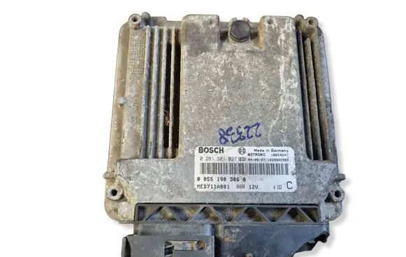 Alfa Romeo 156 Engine control unit/module 0261S01027 00551903060