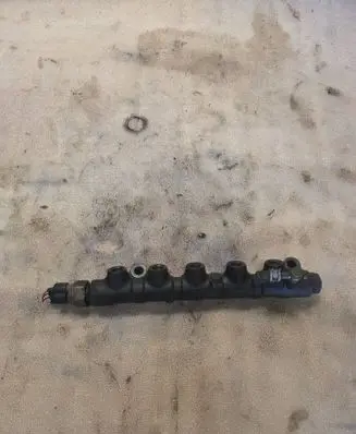 Toyota RAV 4 (XA20) Fuel main line pipe 