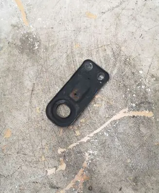 Ford Mustang VI Radiator mount bracket FR338K202