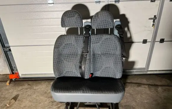 Rear seat
