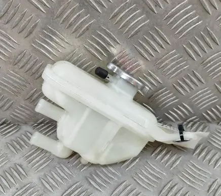 Coolant expansion tank/reservoir