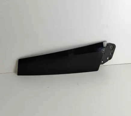 Porsche Taycan 9J1 Front door glass trim molding 9J0845032 43R011595