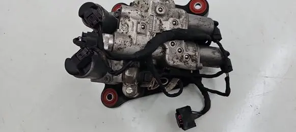 BMW 7 F01 F02 F03 F04 Active stabilizer control/valve assembly 6775258
