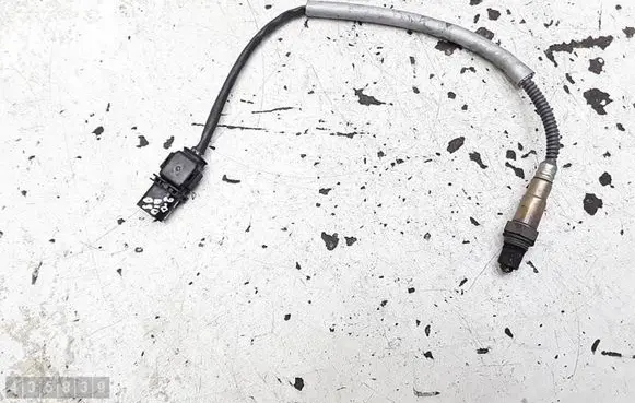 Mitsubishi Lancer VIII Lambda probe sensor 1588A214 0281004117