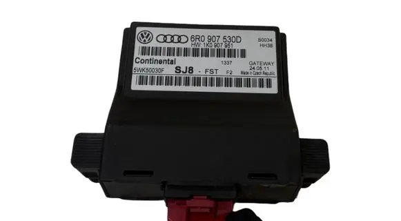 Skoda Fabia Mk2 (5J) Gateway control module 6R0907530D 1K0907951 5WK50030F