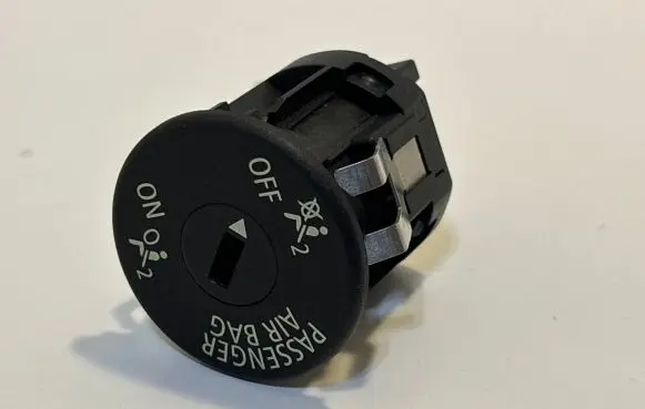 BMW 1 E82 E88 Passenger airbag on/off switch 9196886 919688605 81314