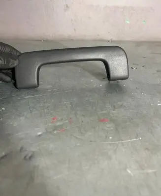 Audi A6 S6 C6 4F Front interior roof grab handle 8P0857607C