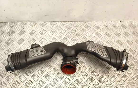 Mercedes-Benz C W204 Air intake duct part A6420946397