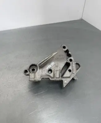 Volkswagen Arteon Shooting Brake Engine mounting bracket 05L199207