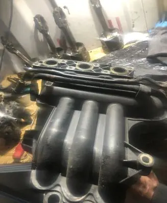 Volkswagen Polo Intake manifold 03D129743J 0471104