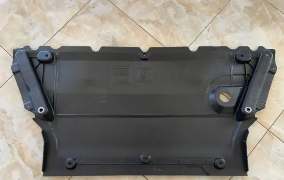 Audi A5 Engine splash shield/under tray 8W0863821D 8W0863821