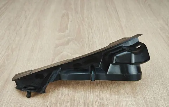 Audi A7 S7 4G Fender mounting bracket 4G0805234