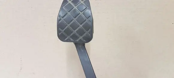 Skoda Superb B6 (3T) Clutch pedal 1K0721796 450069102 1K0721388