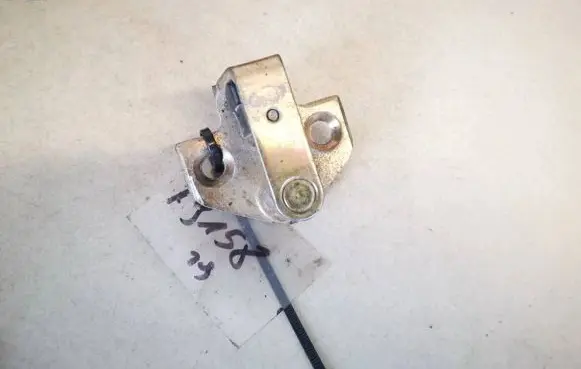 Ford Mondeo Mk III Rear door lock loop/hook striker 96bgf21982aj