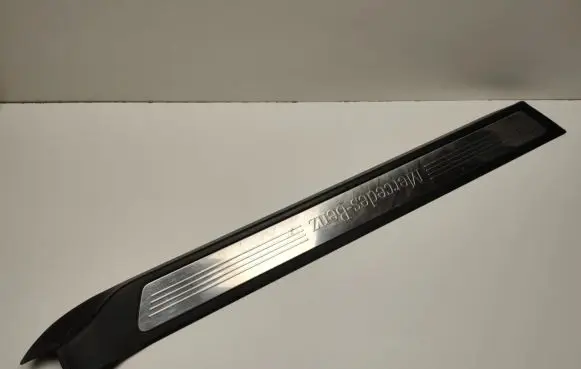 Mercedes-Benz E C207 W207 Front sill trim cover A2076800235