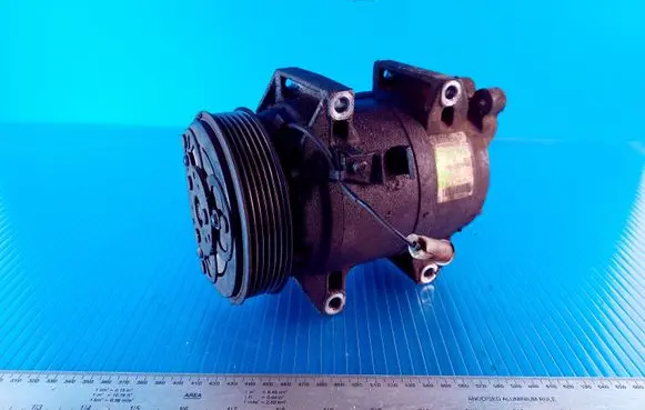 Volvo V70 Air conditioning (A/C) compressor (pump) 8684287