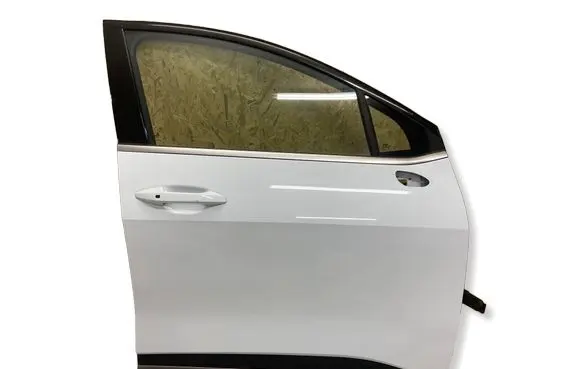 KIA Sportage Front door 
