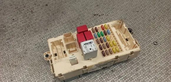Fiat Bravo Fuse module 51761160 51786513
