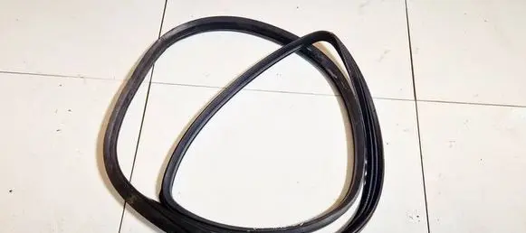 Honda Jazz Rubber seal rear door 