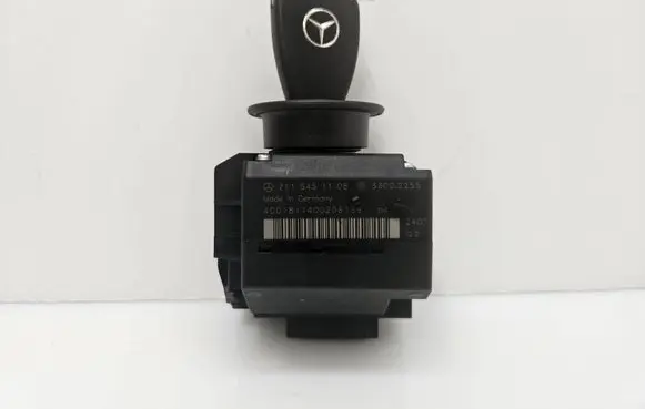 Mercedes-Benz E W211 Ignition lock 2115451108 33002255 4001811400206169