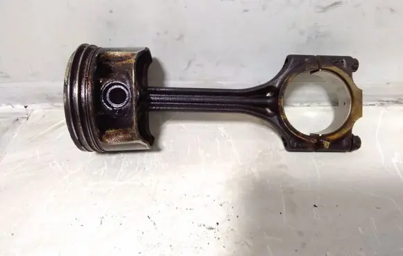 Skoda Roomster (5J) Piston with connecting rod