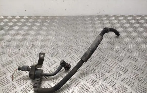 Peugeot 3008 I Vacuum valve V754196180