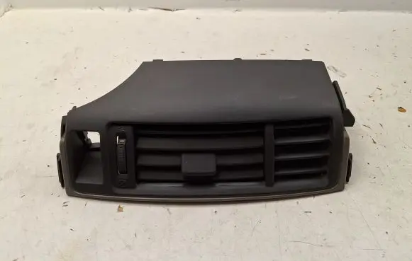 Toyota Verso Dash center air vent grill 556700F030 556700F030B0
