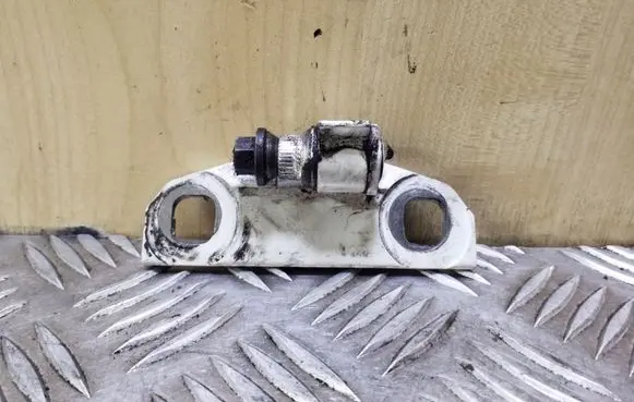Volvo XC70 Rear door upper hinge