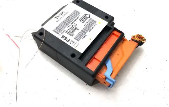 Citroen C3 Pluriel Airbag deployment crash/impact sensor 9656888580