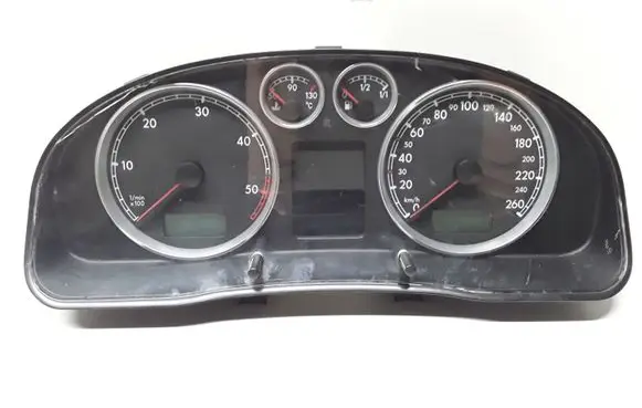 Volkswagen PASSAT B5.5 Speedometer (instrument cluster) 250401 3699970
