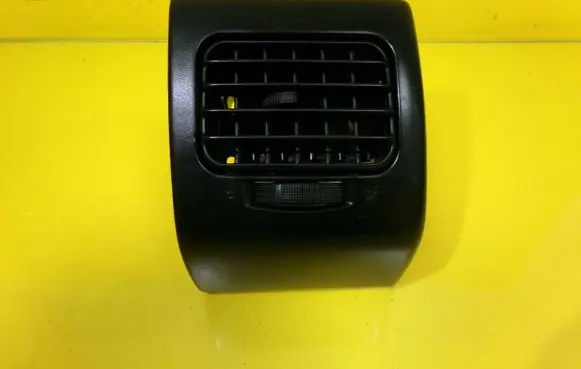Volkswagen Golf III Dashboard side air vent grill/cover trim 1H6819704 1H1819730A