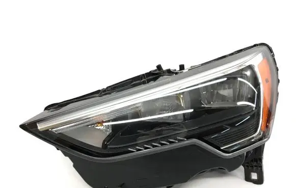 Audi Q3 F3 Headlight/headlamp 83A941011B 1101C630000