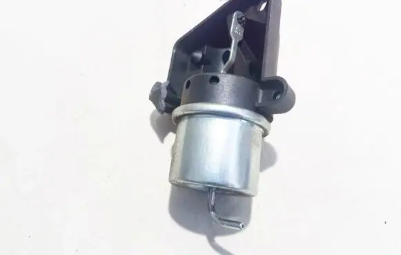 Valve vacuum
