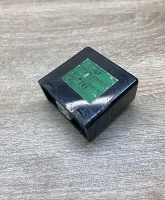 SsangYong Rexton I Wing mirror control module 8737008500