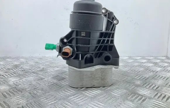 Audi A3 S3 8V Oil filter mounting bracket 03N115389A 03N117021